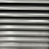 Porte à persiennes en aluminium sur mesure, poignée antirouille avec serrure, design moderne, pour balcon, ventilation, accès, coupe-vent, ouverture latérale, OEM
