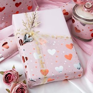 กระดาษห่อของขวัญเคลือบอะลูมิเนียมลายหัวใจสีสันสดใส เหมาะสำหรับคริสต์มาส วันวาเลนไทน์ งานแต่งงาน และวันเกิด - Product Image 1