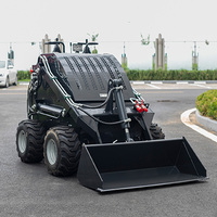 Minipala Compatta Premium KSLS460 con Ruote, Peso 1060kg, Certificata EPA, per Fattoria e Ranch
