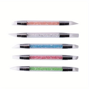 Stylo de gaufrage à double tête en silicone <span class=keywords><strong>pour</strong></span> l'art des <span class=keywords><strong>ongles</strong></span>, outil de <span class=keywords><strong>brosse</strong></span> de bâton de poudre de miroir <span class=keywords><strong>magique</strong></span> - Product Image 2