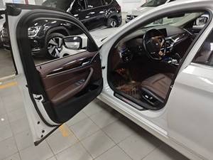 รถยนต์มือสอง <span class=keywords><strong>BMW</strong></span> ซีรีส์ <span class=keywords><strong>5</strong></span> รุ่น 525Li Luxury G38 ปี 2020 มี<span class=keywords><strong>ขาย</strong></span>ในประเทศจีน - Product Image 5