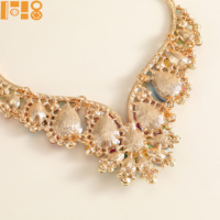 Parure de bijoux brillante 10 couleurs Europe et Amérique, collier et boucles d'oreilles en strass pour femme, idéal pour mariage, fête, concours, cadeau, en stock