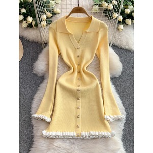 Abito da Donna <span class=keywords><strong>in</strong></span> <span class=keywords><strong>Maglia</strong></span> con Scollo a V e Maniche Svasate, Nuova Collezione Autunno 2026, Elegante e di Classe, Vendita all'Ingrosso - Product Image 3