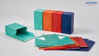 Boîte cadeau magnétique pliable personnalisée de 7 pouces en carton vert pour bougie, pour la Saint-Valentin, emballage de fleurs, prête à être expédiée