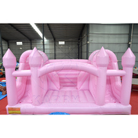 Château gonflable Karry White Castle à thème, avec double toboggan, piscine à balles, zone de saut, en PVC, capacité 300-500 kg