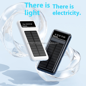 Banque d'énergie <span class=keywords><strong>solaire</strong></span> personnalisée OEM 10000mAh avec 4 câbles lampe torche pour téléphones mobiles <span class=keywords><strong>tablette</strong></span> <span class=keywords><strong>chargeur</strong></span> <span class=keywords><strong>solaire</strong></span> portable ultra mince - Product Image 2