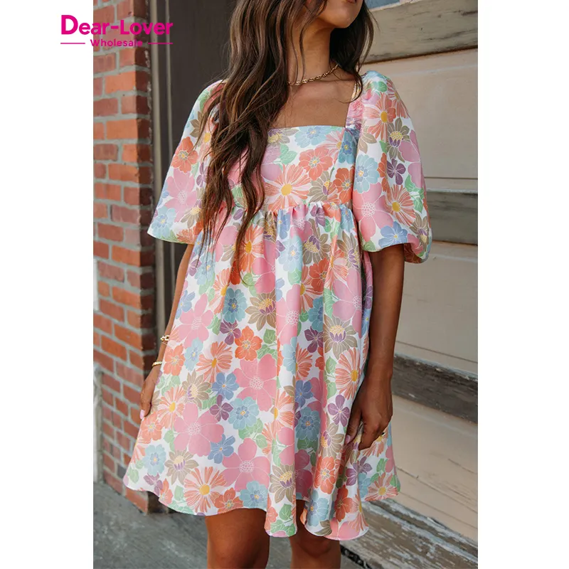 Повседневное розовое летнее платье с цветочным принтом, квадратным вырезом и пышными рукавами