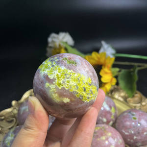 Esfera de Cristal Natural de Alta Calidad, Serpentina con Simbiosis de Aventurina Roja, Bola para Sanación - Product Image 6