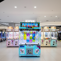 Machine à six griffes unique et attrayante pour enfants, distributeur de jouets en peluche, machine de jeu d'arcade à monnayeur, fournisseur