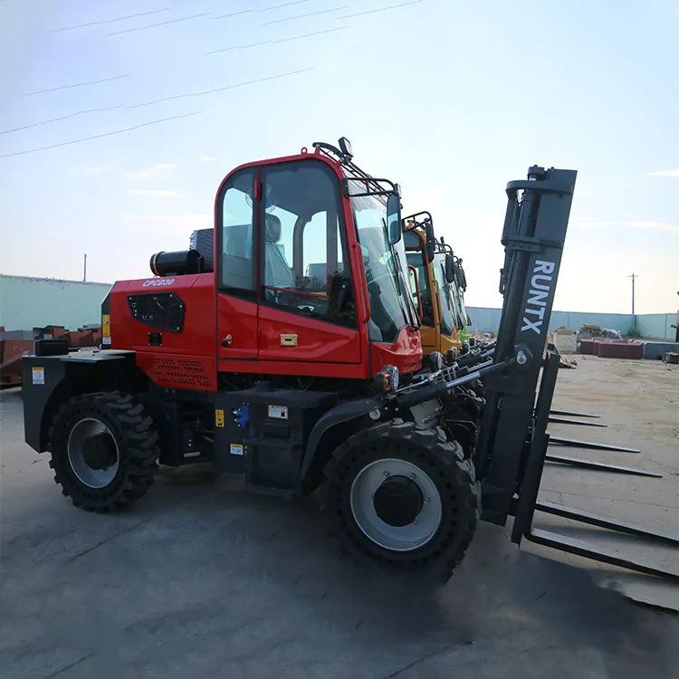 Chine 3.5 tonnes chariot élévateur 4 WD 4x4 tout chariot élévateur diesel à vendre chariot élévateur tout terrain Runtx marque