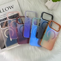 Coque de téléphone portable IMD Technology Ombre pour iPhone 17 Series, compatible avec la charge sans fil, dégradé, anti-chute, colorée, commande en gros personnalisée