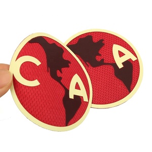 Vêtements de sport Logos de marque Embossed 3D Printed Rubber Heat Seal Iron on Fabric Silicon Patches for Clothes - Product Image 5