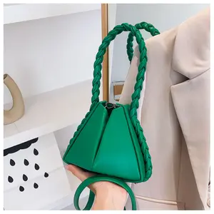 Woman Dumpling Bag Fashion Zongzi Bag Crocodile Print Small Bag Diagonally Triangle Portable Purses Creative Pyramid Shape Totes