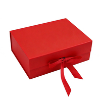 Boîtes cadeaux magnétiques en carton pliables de luxe haut de gamme personnalisées avec laminage mat et gaufrage pour femmes