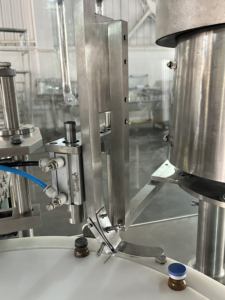 Machine de capsulage de remplissage de flacon de petite bouteille électrique rotative automatique <span class=keywords><strong>pour</strong></span> huiles essentielles gouttes oculaires colle liquide réactifs <span class=keywords><strong>pour</strong></span> tubes de sang - Product Image 4