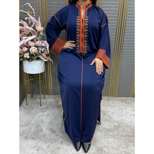 Vestido Kaftán Azul Marino de Lujo Bordado a Mano con Detalles Naranja y Hilo Metálico para Vestimenta Islámica Formal, Ligero para Verano y Otoño - Product Image 3