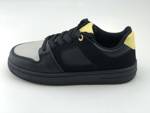 <span class=keywords><strong>Zapatillas</strong></span> Bajas de Moda para Niños 2026, Color Gris y Negro, Cuero PU, Suela Antideslizante, Zapatos Casuales Escolares para Niños y Niñas, Venta al Por Mayor - Product Image 4