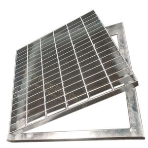 Fabrication de grilles galvanisées Kerbside Gull Cadre de tranchée Barre de drainage Caillebotis en acier Couvercle de drainage - Product Image 5