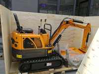 Mini-excavatrice compacte de 1,94 tonne CT18-8B6L - Excavatrice sur chenilles ergonomique avec contrôle hydraulique fluide et cabine à faibles vibrations