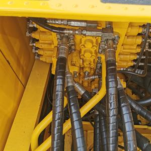 Excavadora Usada Komatsu PC240 PC220 PC210 en Venta, 24 Toneladas, Fabricada en Japón, Importada con Embalaje Original, Buen Estado - Product Image 3