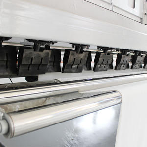 Machine à coudre à bande de bord de matelassage continue - Product Image 3