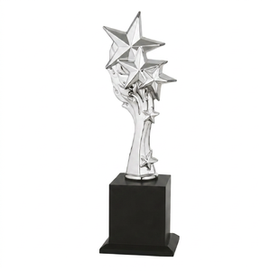 Trofeo de Metal Fundido a Presión Modelo 747 con Base Grabada, Acabado Pulido, Diseño Duradero, Premio Portátil para Juegos Deportivos con Base - Product Image 1