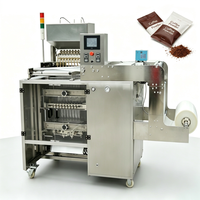 Machine d'emballage verticale multi-pistes à scellage 4 côtés pour sachets de poudre de café instantané, remplisseuse et scelleuse de sticks