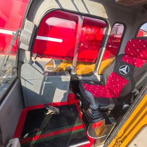 Grúa sobre Camión SANY 250T Usada con Potente Motor de 235kW y Peso Operativo de 34000kg para Elevación de Cargas Pesadas en Construcción - Product Image 6