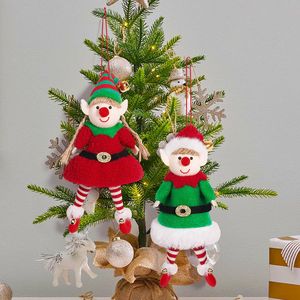 Pendentif de Noël pour arbre de Noël, scène de couple d'elfes mignons, décorations transfrontalières, accessoires de Noël, poupée Père Noël - Product Image 1