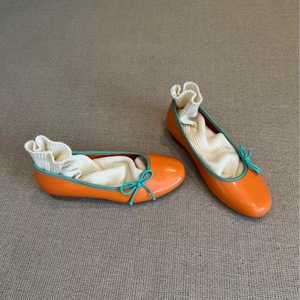 2025 produttore di scarpe da ballo in pelle per ragazze di alta qualità scarpe basse da donna con tacco basso in <span class=keywords><strong>argento</strong></span> estivo - Product Image 6