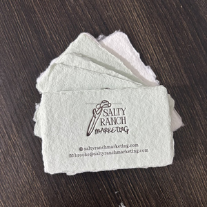 Elegantes Tarjetas de Invitación de Boda de Papel de Algodón Hechas a Mano, Etiquetas de Nombre de Invitados Personalizadas con Borlas y Mariposas - Product Image 4