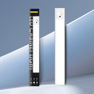 Luces Inalámbricas Bajo Muebles con Sensor de Movimiento, Funcionan con Batería, Recargables por USB, para Cocina, Armario, Escaleras - Product Image 2