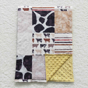 Manta para Bebé Recién Nacido con Diseño de Vaca Occidental - Product Image 1