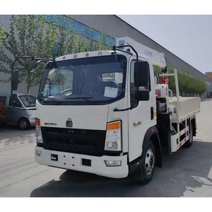 משאית מנוף משומשת SINOTRUK HOWO 4*2, מנוע וויצ'אי 200 כוחות סוס, מנוף הידראולי מתקפל 5 טון - Product Image 6