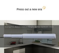 Loquet de porte magnétique dissimulé à ouverture par pression, design sans joint pour cuisine moderne et minimaliste
