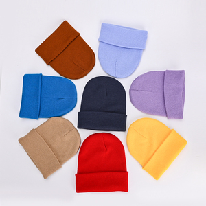Nhà Máy Giá Thấp Moq Tùy Chỉnh Thêu Logo Unisex Beanie Mũ Mùa Đông Đồng Bằng Acrylic Vải Cao Cấp Dệt Kim Beanies - Product Image 2