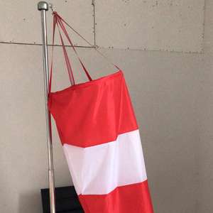 Calzini a vento con luci aeronautiche per aerodromo utilizzati per l'eliporto marino - Product Image 2