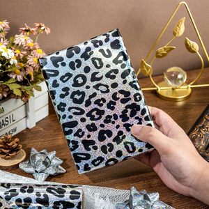 Rollo de Papel de Regalo con Estampado de Leopardo, 46.8 Pies Cuadrados, Papel de Regalo Metálico de Doble Cara para Fiestas de Cumpleaños y Días Festivos - Product Image 5