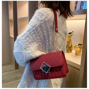 Nouveaux sacs à bandoulière tendance pour femmes en PU avec fermeture éclair de couleur unie et ouverture facile, durables et élégants, Bolsos De Mujer - Product Image 4