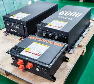 แบตเตอรี่เรือ LFP แบบระบายความร้อน 51.2V 102V 144V 30kwh 50kwh 70kwh ชุดแบตเตอรี่ลิเธียมไอรอนสำหรับเรือ พร้อม PDU - Product Image 3