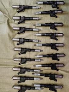 Prix de gros Nouveaux injecteurs de carburant pour moteur diesel 23670-30300 23670-30400 23670-0L010 095000-7760 23670-09060 Dens pour 2.5D - Product Image 2