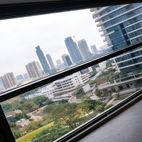 Ventanas Plegables Inteligentes para Balcón con Elevación Eléctrica de Aluminio Personalizadas - Impermeables, Insonorizadas, Antirrobo, Diseño Contemporáneo