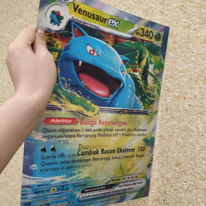 Faible MOQ, <span class=keywords><strong>Affiche</strong></span> 3D animée de personnage de dessin animé Pokémon, célèbre motif de carte, Décoration murale pour la maison, Cadeau d'anniversaire pour fans - Product Image 1