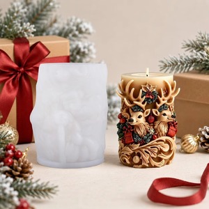 Moule en silicone 3D en relief en forme de renne pour bougies, résine et savon, idéal pour la décoration de Noël et les accessoires de fêtes - Product Image 3