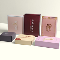 Boîtes d'expédition en carton ondulé rose et violet imperméables avec impression de logo personnalisé, bande de déchirement, pour vêtements