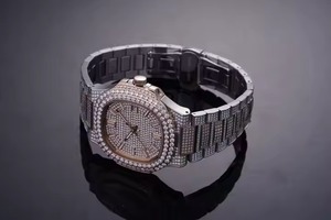 Montre de luxe en acier inoxydable plaqué or vente en gros tout diamant glacé - Product Image 2