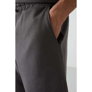 Conjunto de Pantalones Cortos Oversize para Hombre en Gris Oscuro, Algodón, 85249, Corte Básico y Cómodo - Product Image 2