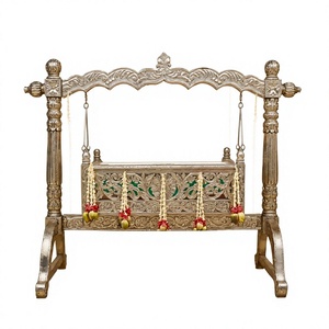 Cuna de madera de teca vintage elegante para ceremonia de bautismo, columpio alemán para bebé, decoración de escenario de artesanía india, ideal para la ceremonia de Namkaran. - Product Image 1