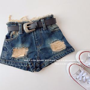 Shorts in denim da <span class=keywords><strong>bambina</strong></span> per l'estate 2026, freschi e distressed, con cintura, per bambine - Product Image 2