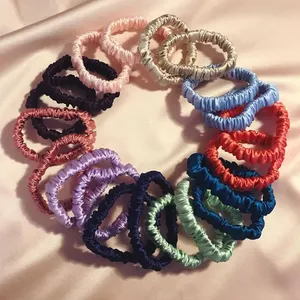 ที่กําหนดเอง 100% ผ้าไหมหม่อนบริสุทธิ์ผม Scrunchies ยางยืดผมผูกสําหรับหญิงสาว